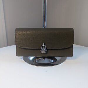 Michael Kors, Hamilton Large Leather Continental Wallet, Olive - NWOT